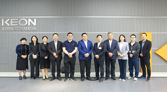 嵊州市政協(xié)副主席裘慶軍一行蒞臨科恩參觀指導(dǎo)！