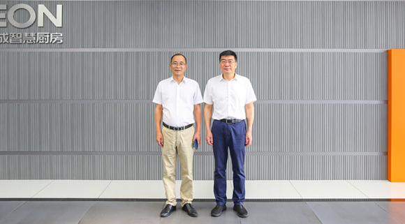 浙江省市場監(jiān)督管理局副局長章一文一行蒞臨科恩考察指導(dǎo)！